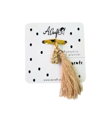 Acessório para planner A.Craft – Pingente dourado com fecho – Urso com franja