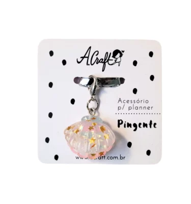 Acessório para planner A.Craft – Pingente resina com fecho – Concha com pérolas